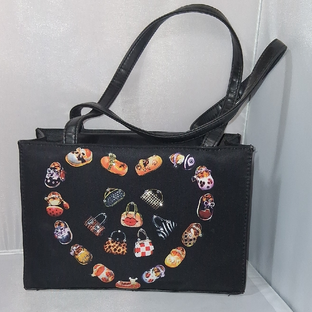 Novelty purse